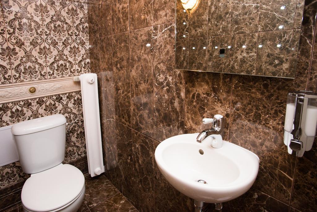 Art Apartments Celakovskeho Sady ปราก ภายนอก รูปภาพ
